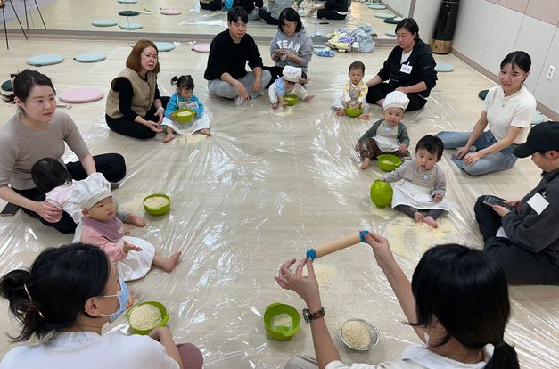 [꿈키움] 10월 '아기재미놀이' 진행 소식을 알려드려요!