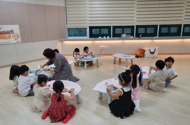 [꿈키움] 5월 '그림책 키즈아트' 진행 소식을 알려드려요!